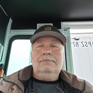 Meet your Posher, Bill